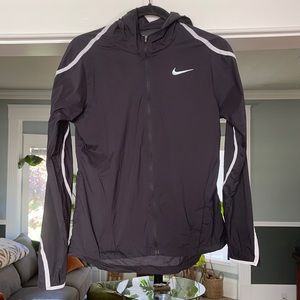 Nike Impossibly Light Hooded Jacket